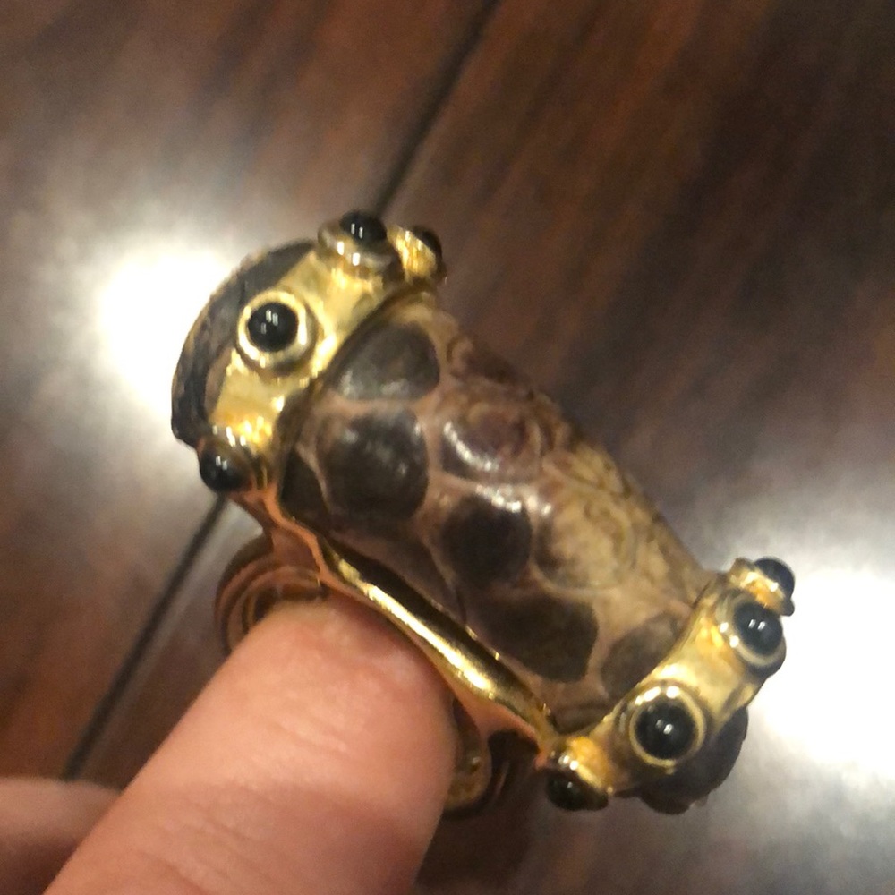 Kara Ross New York snake skin ring